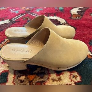 Madewell Ayanna clog in Acorn